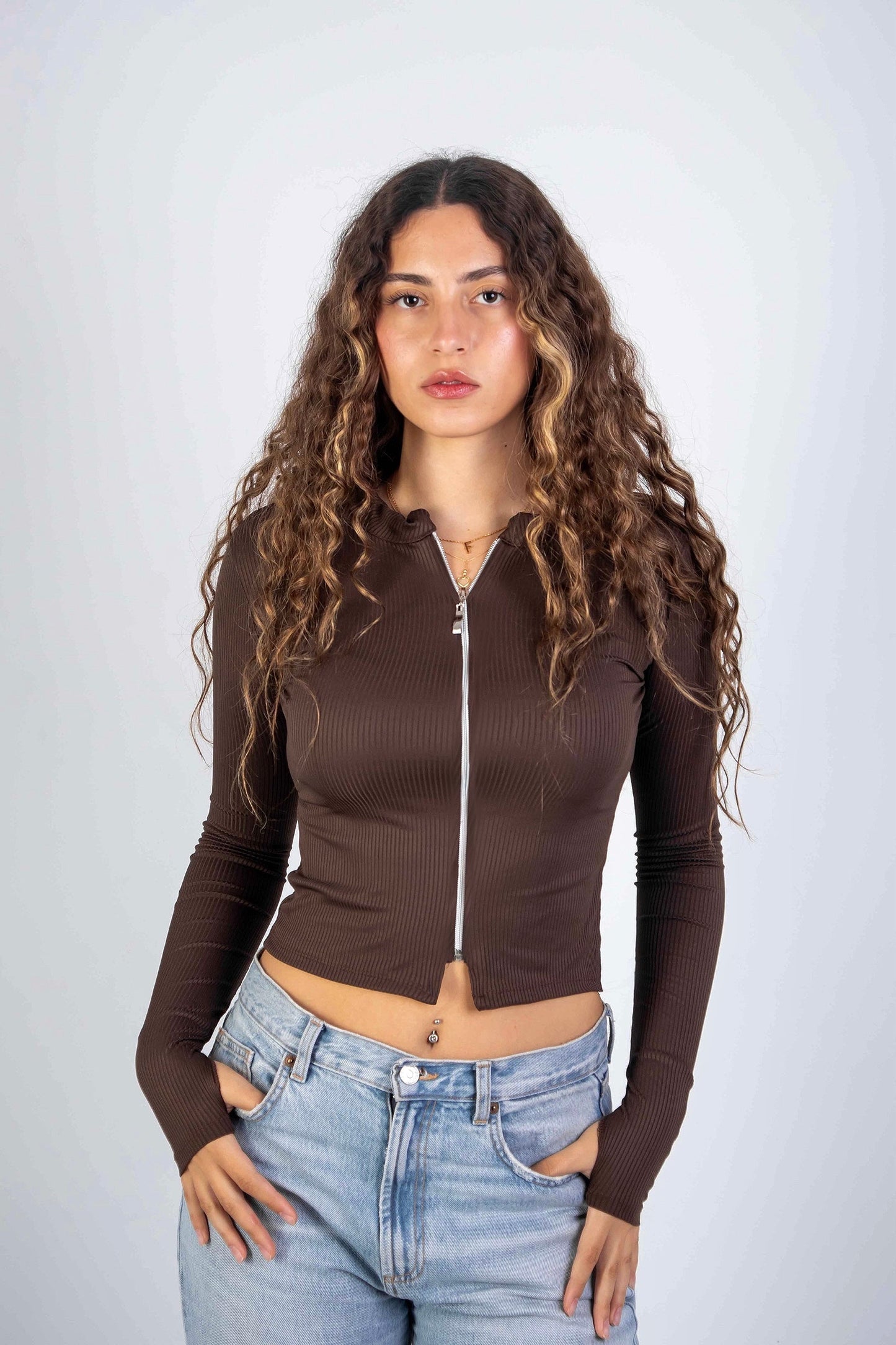 ZIPUP Top In Brown